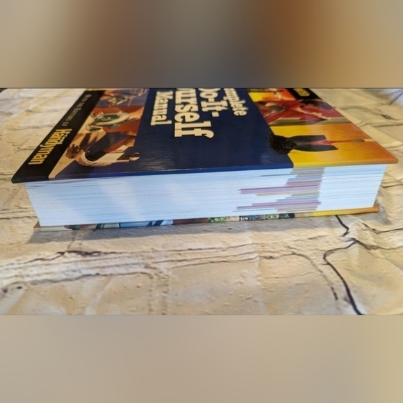 Reader's Digest Complete Do-It-Yourself Manual: Completely Revised and U… - Picture 2 of 9